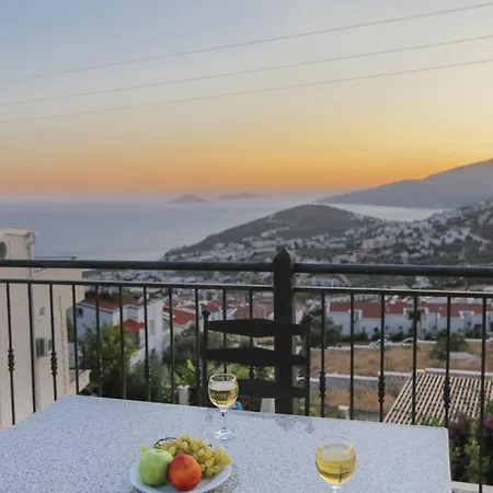 Villa 3 Bedroom - 5 Minutes Drive To The Center Kalkan