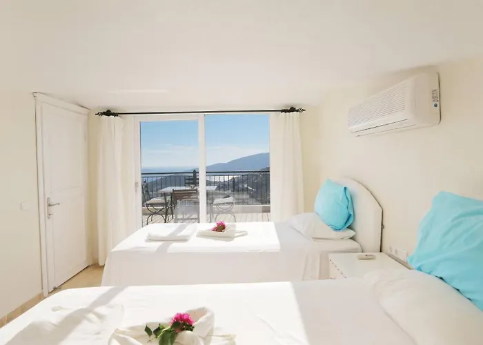 فيلة 3 Bedroom - 5 Minutes Drive To The Center
